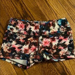 Fleo floral shorts